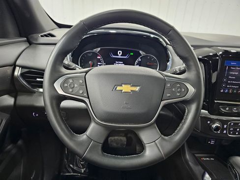 Used 2023 Chevrolet Traverse Premier image 16