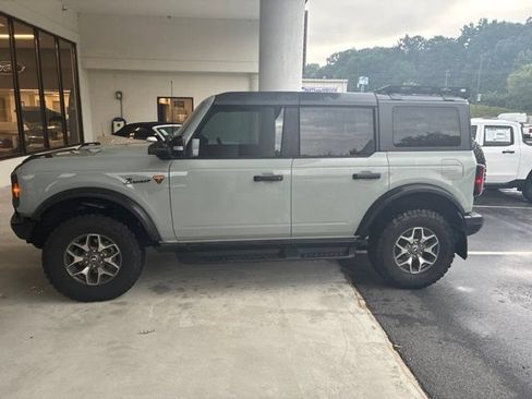 Used 2024 Ford Bronco Badlands AWD/4WD image 1