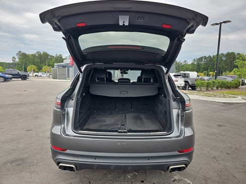 Used 2020 Porsche Cayenne AWD/4WD image 14