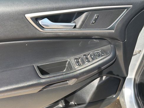 Used 2024 Ford Edge SEL AWD/4WD image 10