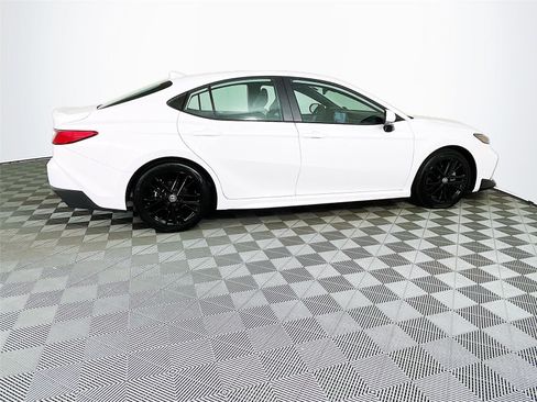 Used 2025 Toyota Camry SE w/ Multimedia Upgrade Package image 11