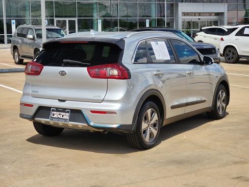 Used 2019 Kia Niro EX w/ Paint Protection Film Package FWD image 7
