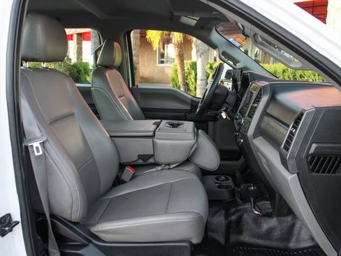 Used 2019 Ford F250 XL w/ Power Equipment Group image 46