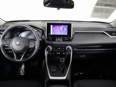 Used 2024 Toyota RAV4 XLE Premium w/ Weather Package AWD/4WD image 8