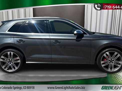 Used 2018 Audi SQ5 Premium Plus w/ S Sport Package AWD/4WD image 6