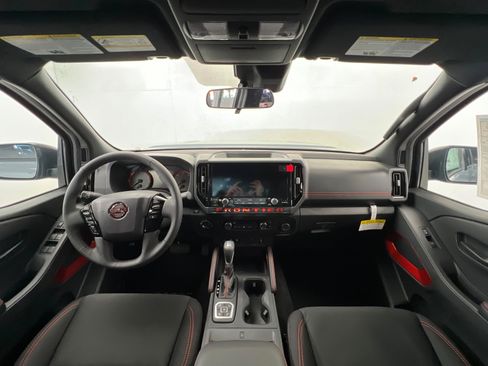 New 2026 Nissan Frontier PRO-4X w/ Pro-4x Convenience Package image 9