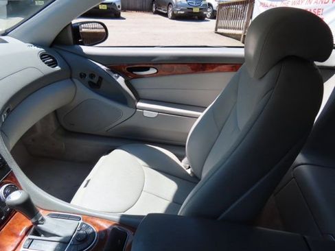 Used 2006 Mercedes-Benz SL 500 image 18