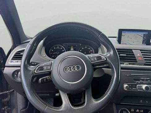 Used 2018 Audi Q3 2.0T Premium Plus w/ Premium Plus Package AWD/4WD image 13