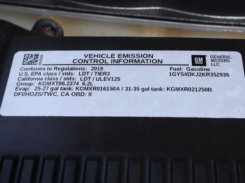 Used 2019 Cadillac Escalade Platinum image 13