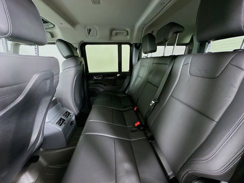 Used 2024 INEOS Grenadier AWD/4WD image 39