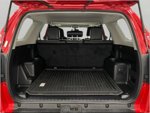 Used 2017 Toyota 4Runner SR5 Premium AWD/4WD image 7