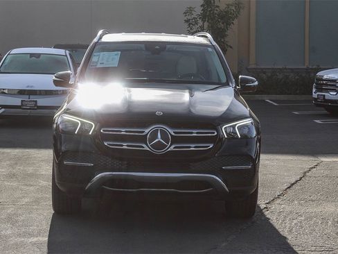 Used 2021 Mercedes-Benz GLE 350 w/ Premium Package image 2