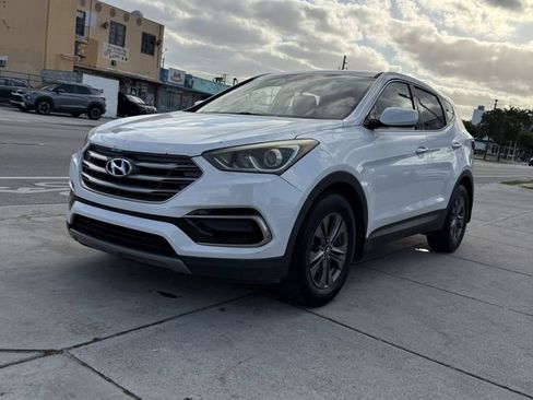 Used 2017 Hyundai Santa Fe Sport FWD image 9