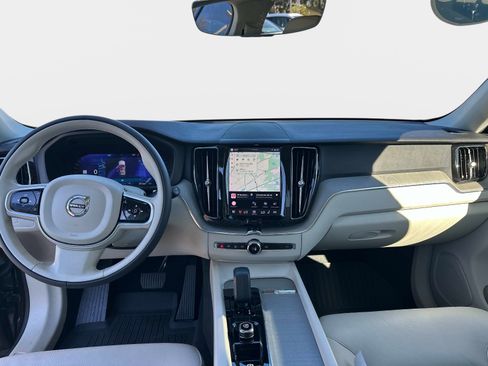 Certified 2023 Volvo XC60 B5 Plus w/ Climate Package image 15