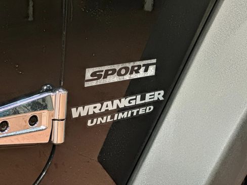 Used 2016 Jeep Wrangler Unlimited Sport w/ Quick Order Package 24S image 23