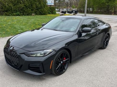 Used 2022 BMW M440i Coupe RWD image 4