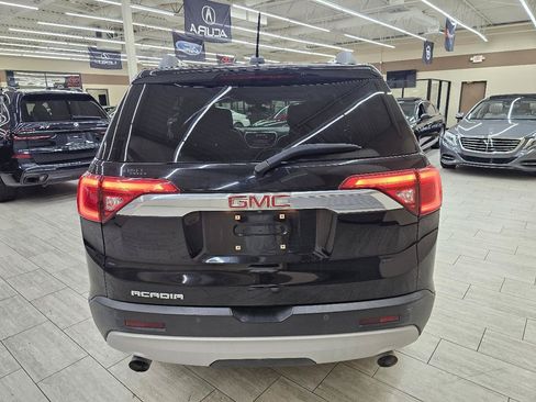 Used 2017 GMC Acadia SLT FWD image 7