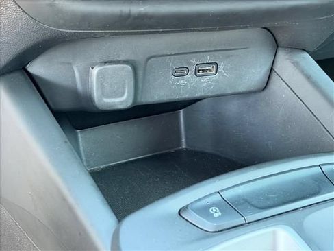 Certified 2025 Chevrolet Trax LS FWD image 20