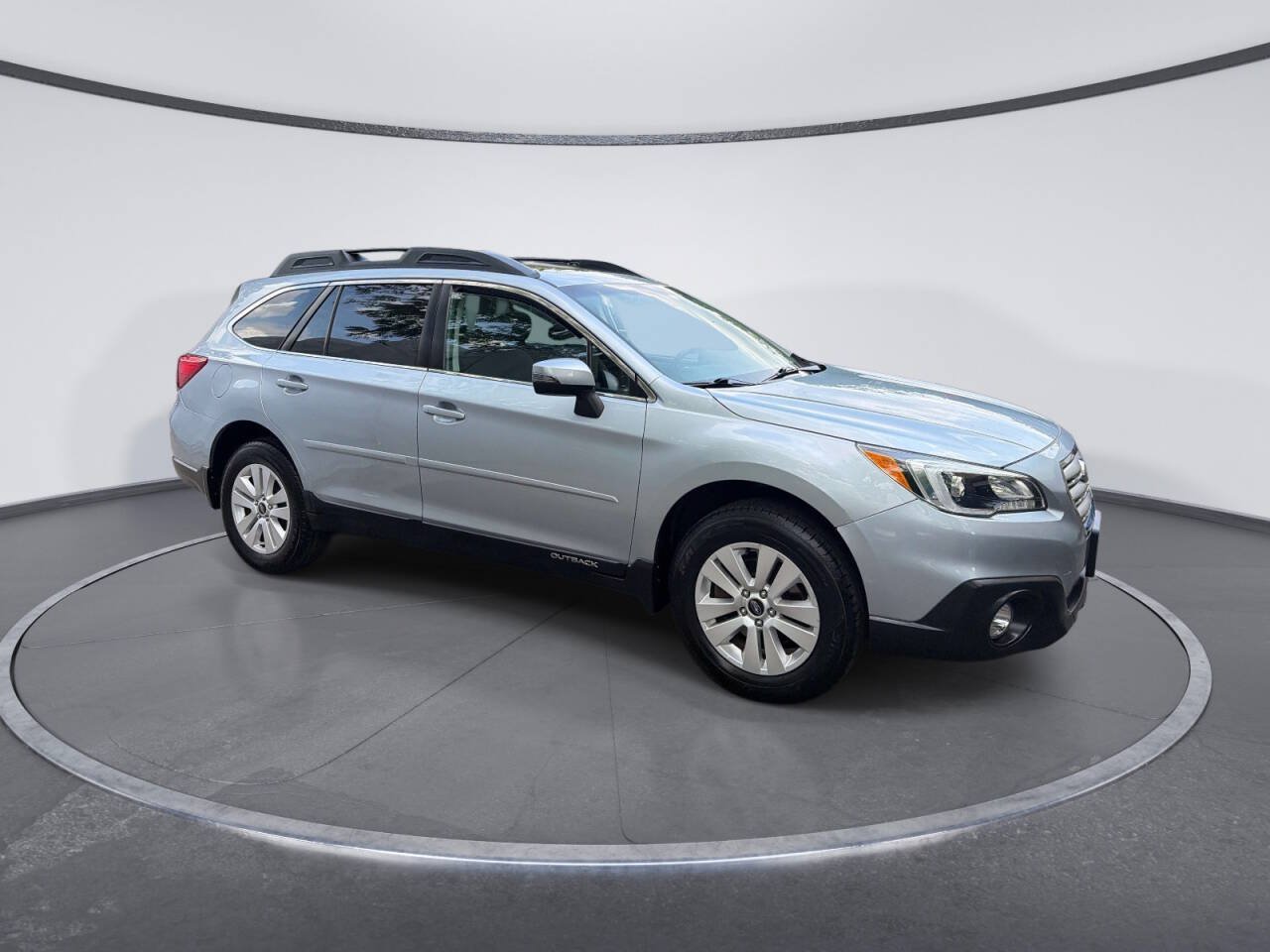 Used 2016 Subaru Outback 2.5i Premium AWD/4WD image 6