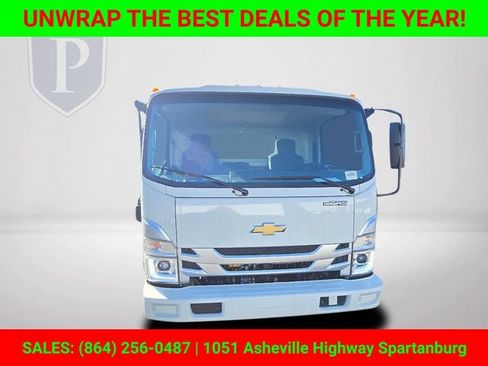 New 2025 Chevrolet Low Cab Forward image 12