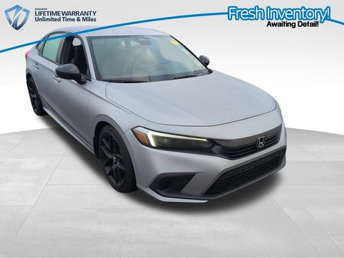 Used 2024 Honda Civic Sport image 1