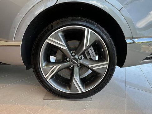 New 2025 Genesis GV80 3.5T Prestige image 10