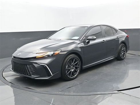 Used 2025 Toyota Camry XSE image 25