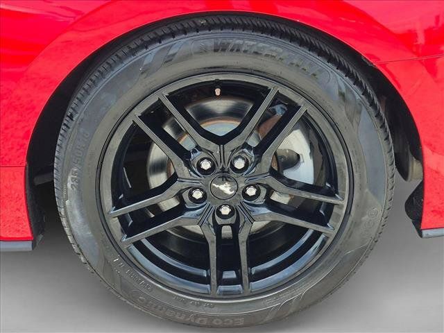 Used 2019 Ford Mustang Premium RWD image 22
