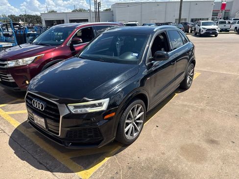 Used 2018 Audi Q3 2.0T Premium Plus w/ Premium Plus Package AWD/4WD image 2