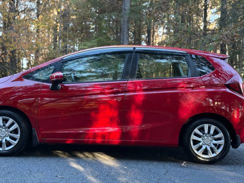 Used 2016 Honda Fit LX image 9