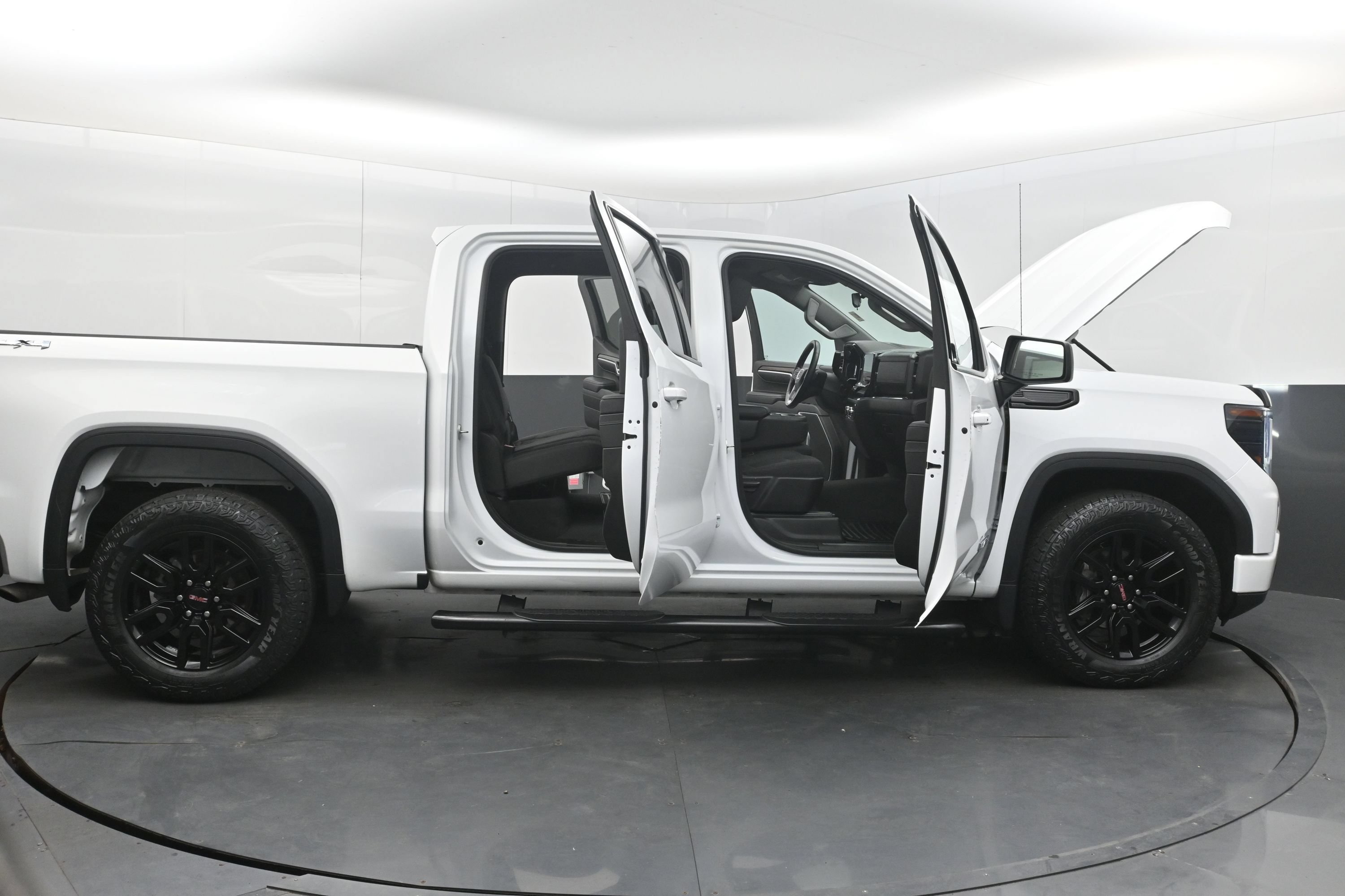 Used 2023 GMC Sierra 1500 Elevation AWD/4WD image 42