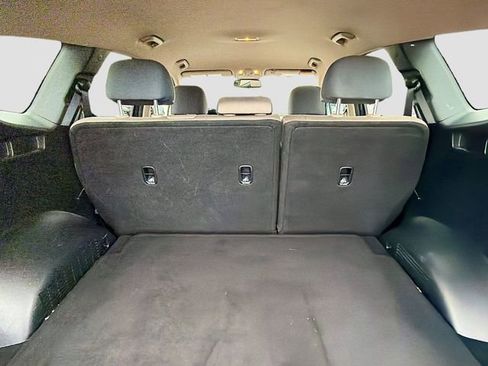 Used 2020 Hyundai Santa Fe SEL w/ Convenience Package image 25