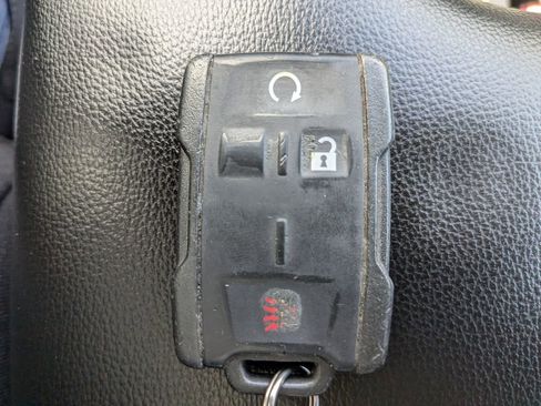 Used 2017 Chevrolet Silverado 2500 LT w/ LT Convenience Package image 29