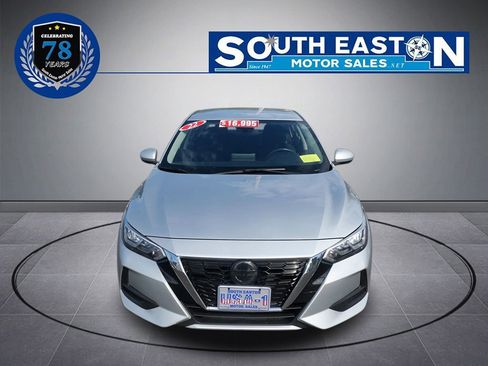 Used 2022 Nissan Sentra SV image 3