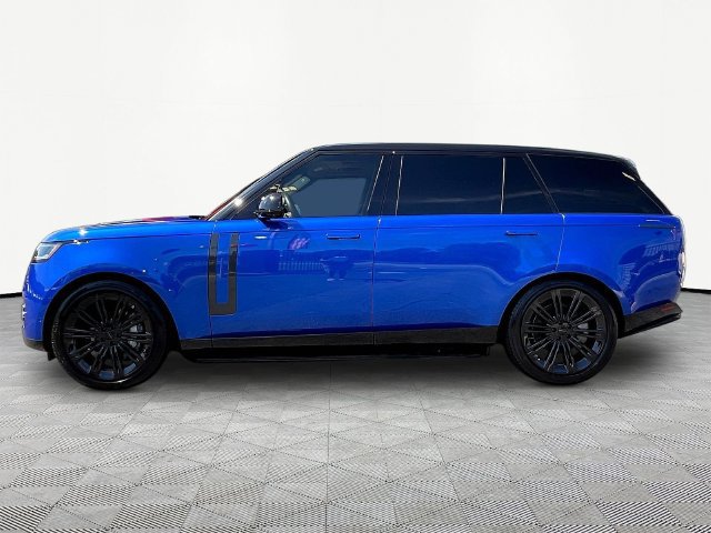 Used 2026 Land Rover Range Rover Long Wheelbase SE AWD/4WD image 4