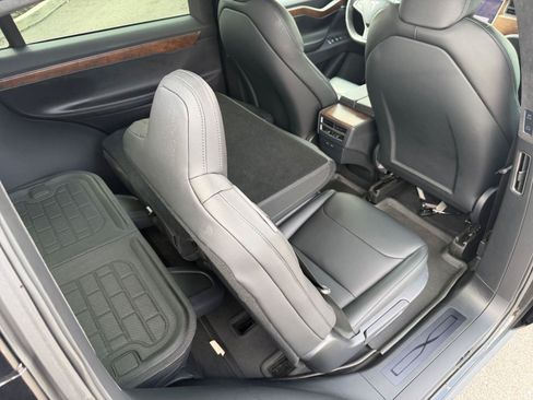 Used 2020 Tesla Model X Long Range AWD/4WD image 50