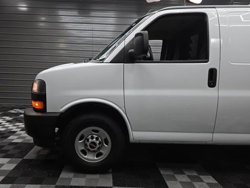 Used 2023 GMC Savana 2500 w/ Driver Convenience Package RWD image 32