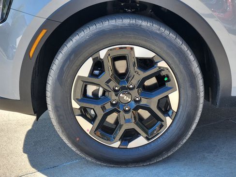 New 2026 Kia Sorento S image 7