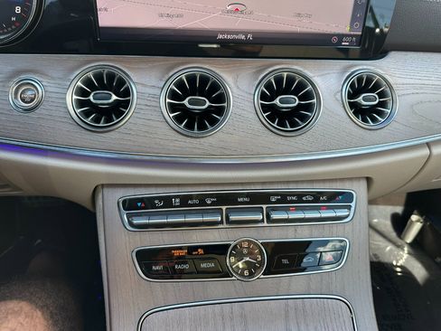 Used 2018 Mercedes-Benz E 400 Coupe image 34