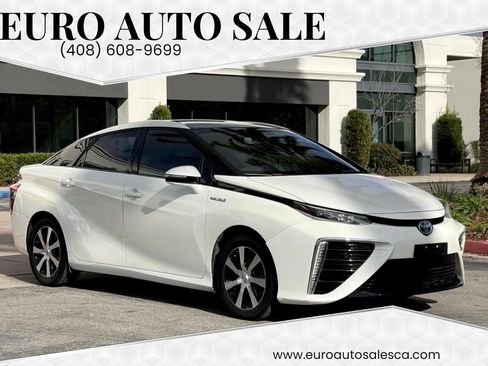 Used 2018 Toyota Mirai image 1