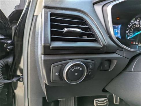 Used 2017 Ford Fusion Titanium image 14