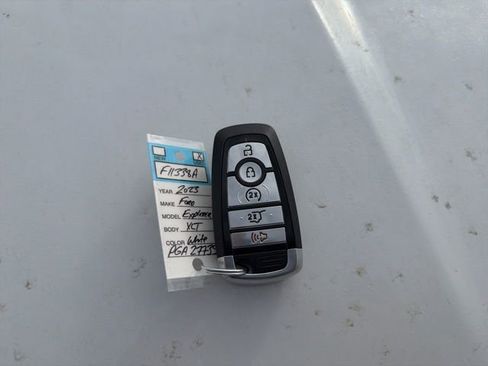 Used 2023 Ford Explorer XLT w/ Equipment Group 202A image 12