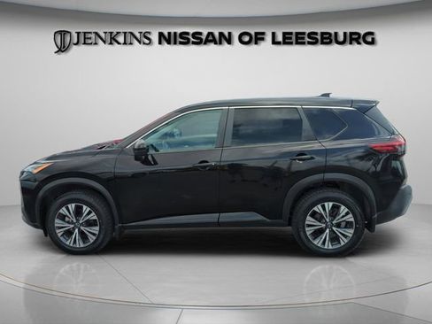 Certified 2022 Nissan Rogue SV image 11
