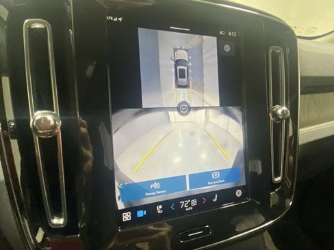 Certified 2025 Volvo XC40 B5 Ultra image 26