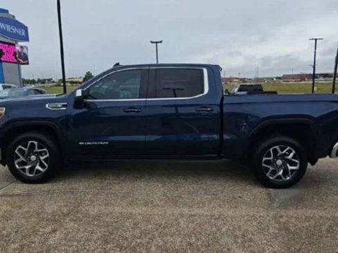 Certified 2020 GMC Sierra 1500 SLE w/ SLE Value Package RWD image 5