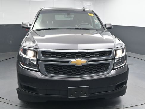 Used 2017 Chevrolet Suburban LS image 7
