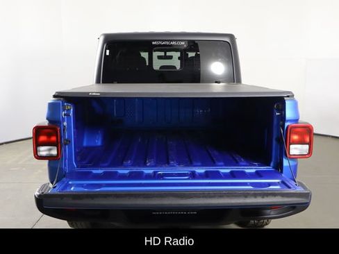 Used 2022 Jeep Gladiator Sport AWD/4WD image 18