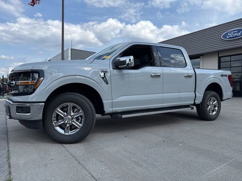Used 2024 Ford F150 XLT w/ Equipment Group 302A MID AWD/4WD image 18