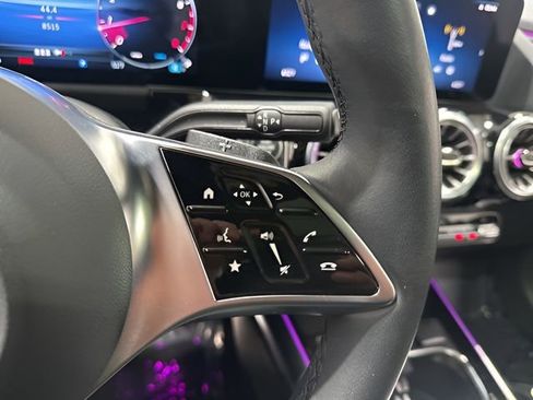 Used 2025 Mercedes-Benz GLA 250 4MATIC image 20