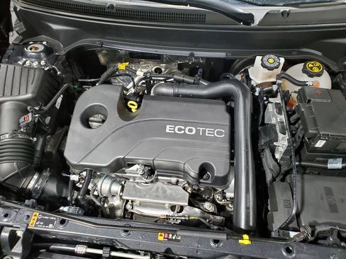 Used 2022 Chevrolet Equinox LT image 42